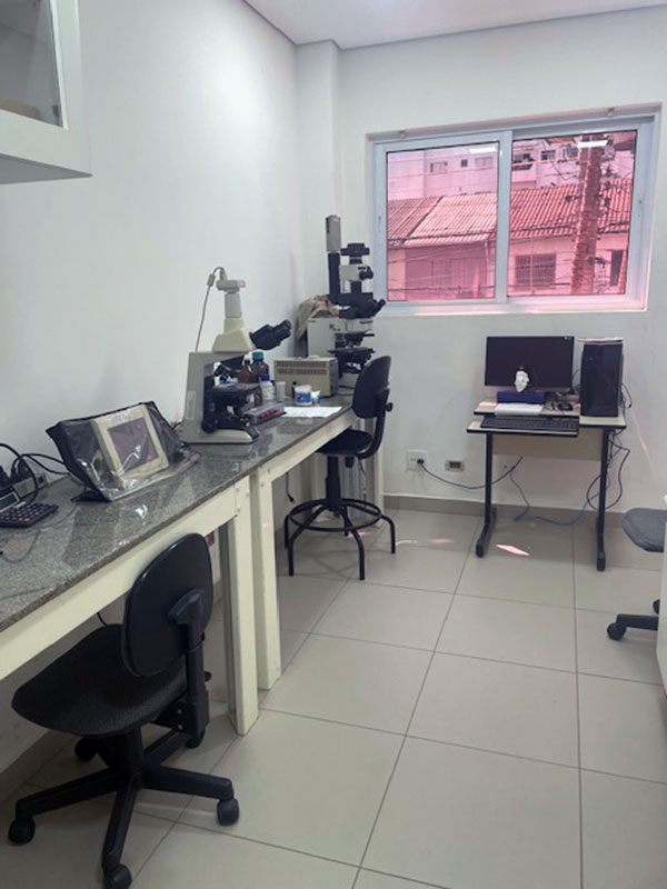 Sala de Microscopia e Fotodocumentação