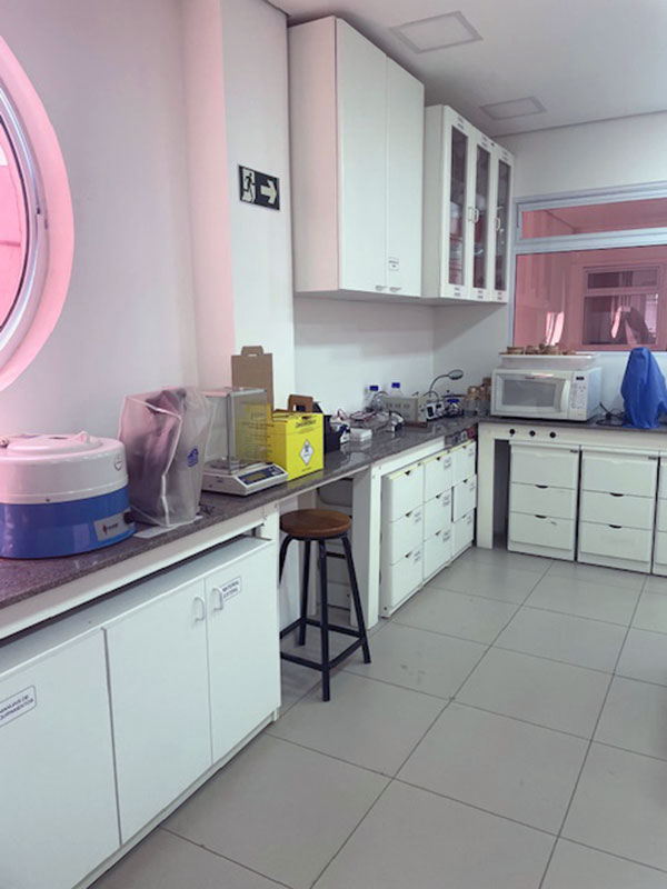 Laboratório de Agentes Infecciosos