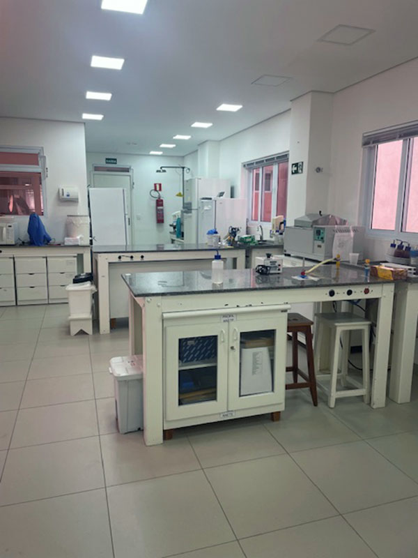 Laboratório de Agentes Infecciosos